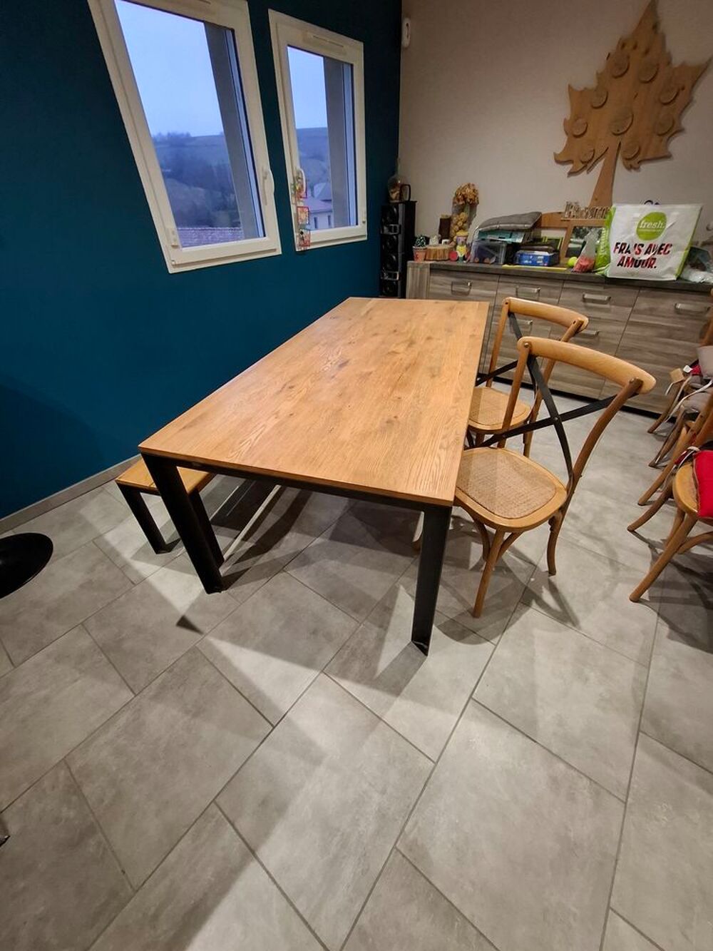 Table &agrave; manger bois et m&eacute;tal Meubles