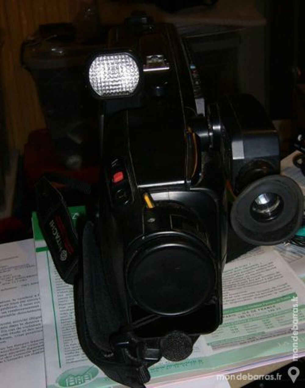 cam&eacute;scope hitachi VHS VM-2400s &agrave; r&eacute;gler Photos/Video/TV