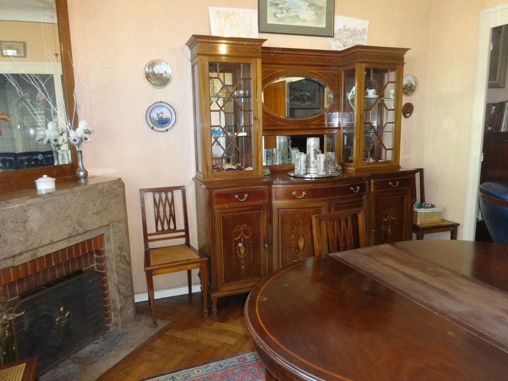 salle &agrave; manger de style anglais Meubles