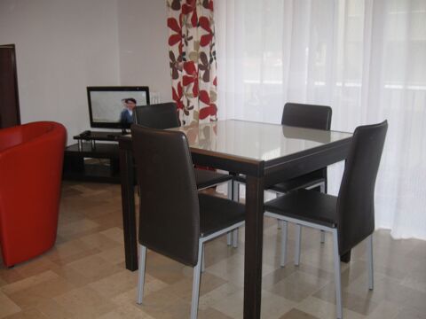   F2 45m2 PLEIN CENTRE AMELIE LES BAINS Appartement - 2 pice(s) - 45 m
