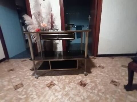 DESSERTE ROULANTE AVEC DIVERS RANGEMENT 35 Rumilly (74)