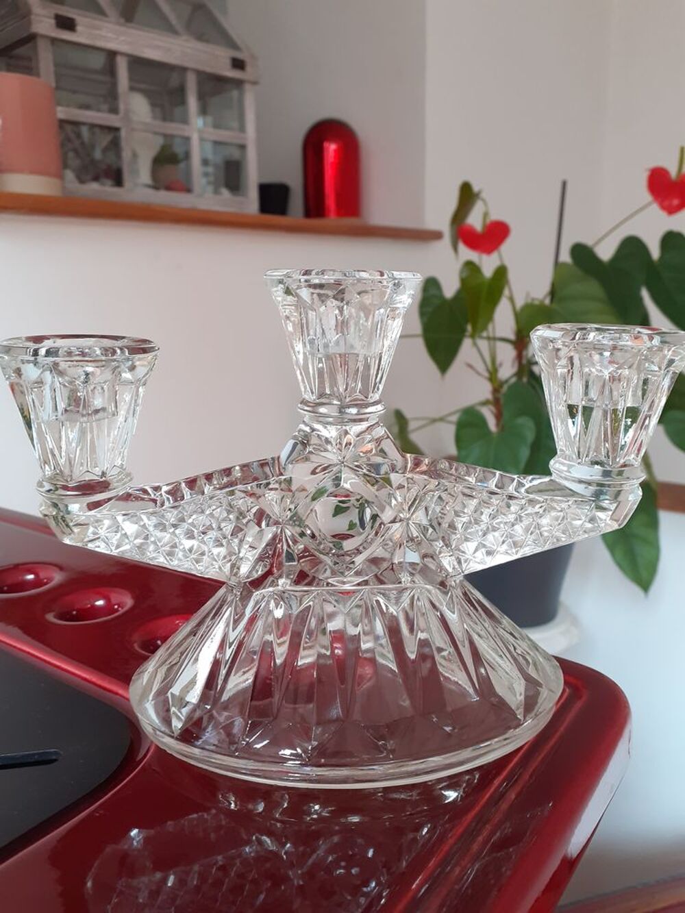 PAIRE DE BOUGEOIRS CISEL&Eacute;S ANN&Eacute;ES 60 Décoration