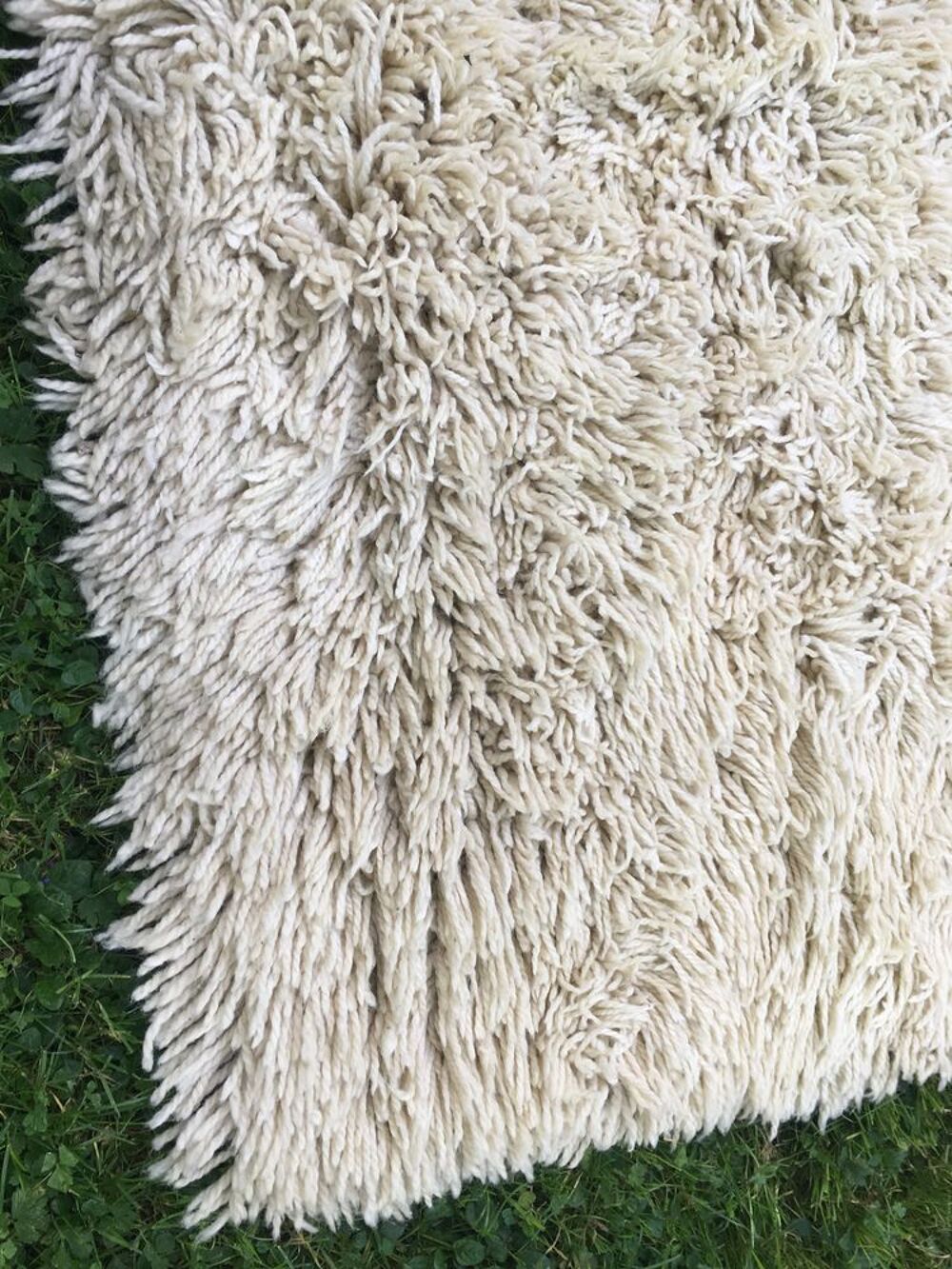 Tapis artisanal marocain ivoire m&egrave;ches 8cms Décoration
