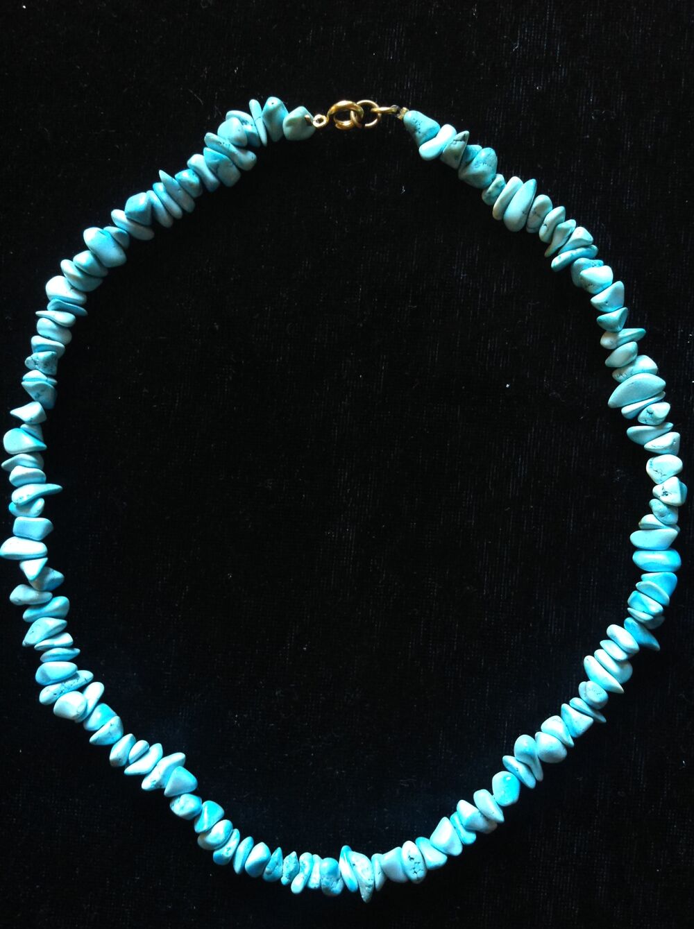 COLLIER EN TURQUOISES NATURELLES DE 42 cm Envoi Possible Bijoux et montres