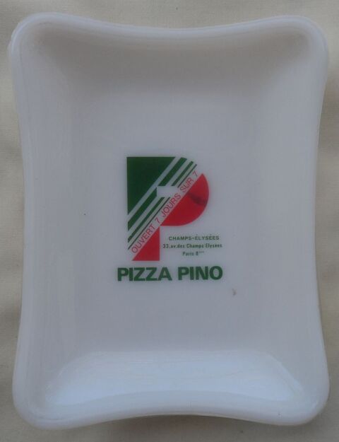 Cendrier PIZZA PINO en vitro-céramique 
Pub Champs-Élysées Castries (34)