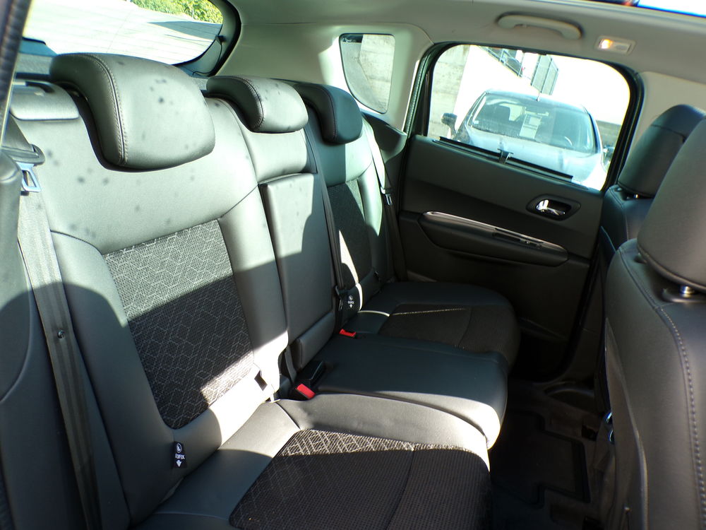 3008 1.6 BlueHDi 120ch S&S BVM6 Business 2015 occasion 42300 Roanne