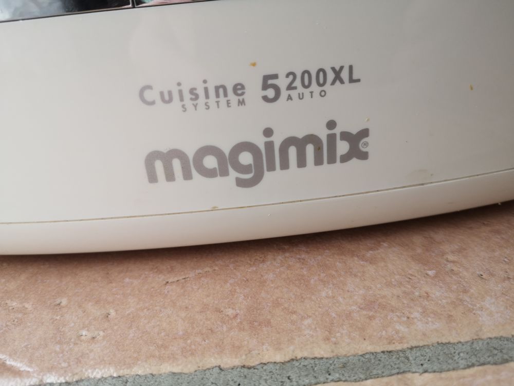 Robot multifonction MAGIMIX CS5200XL PREMIUM BLANC Electroménager