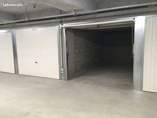  Parking / Garage � louer 12 m�