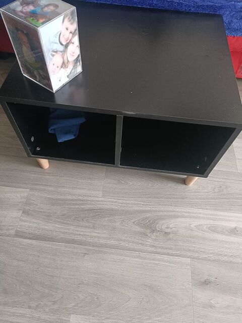 Vends 10 Les Aveni�res (38)