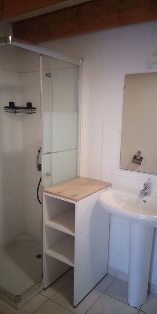  Appartement à louer 2 pièces 32 m²