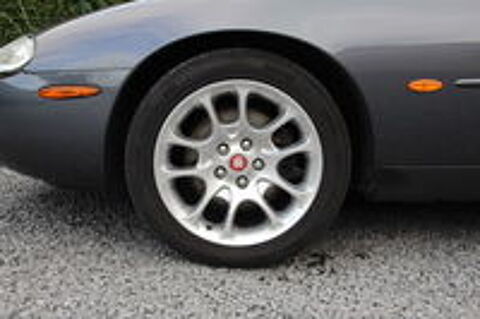 XK8 4.2i V8 2003 occasion 59310 Auchy-lez-Orchies
