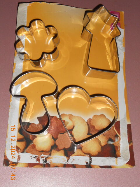 4 emporte-pièces gateau acier inoxydable 3 Marck (62)