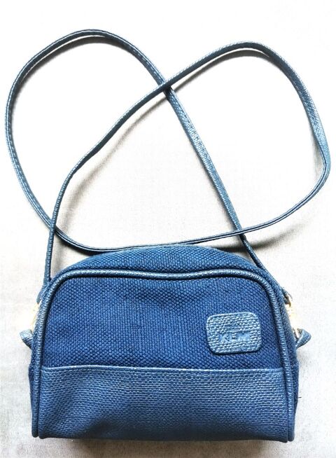 Petit sac  bandoulire ACS 4 Puteaux (92)