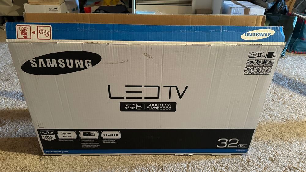 TELEVISEUR SAMSUNG 80cm Photos/Video/TV