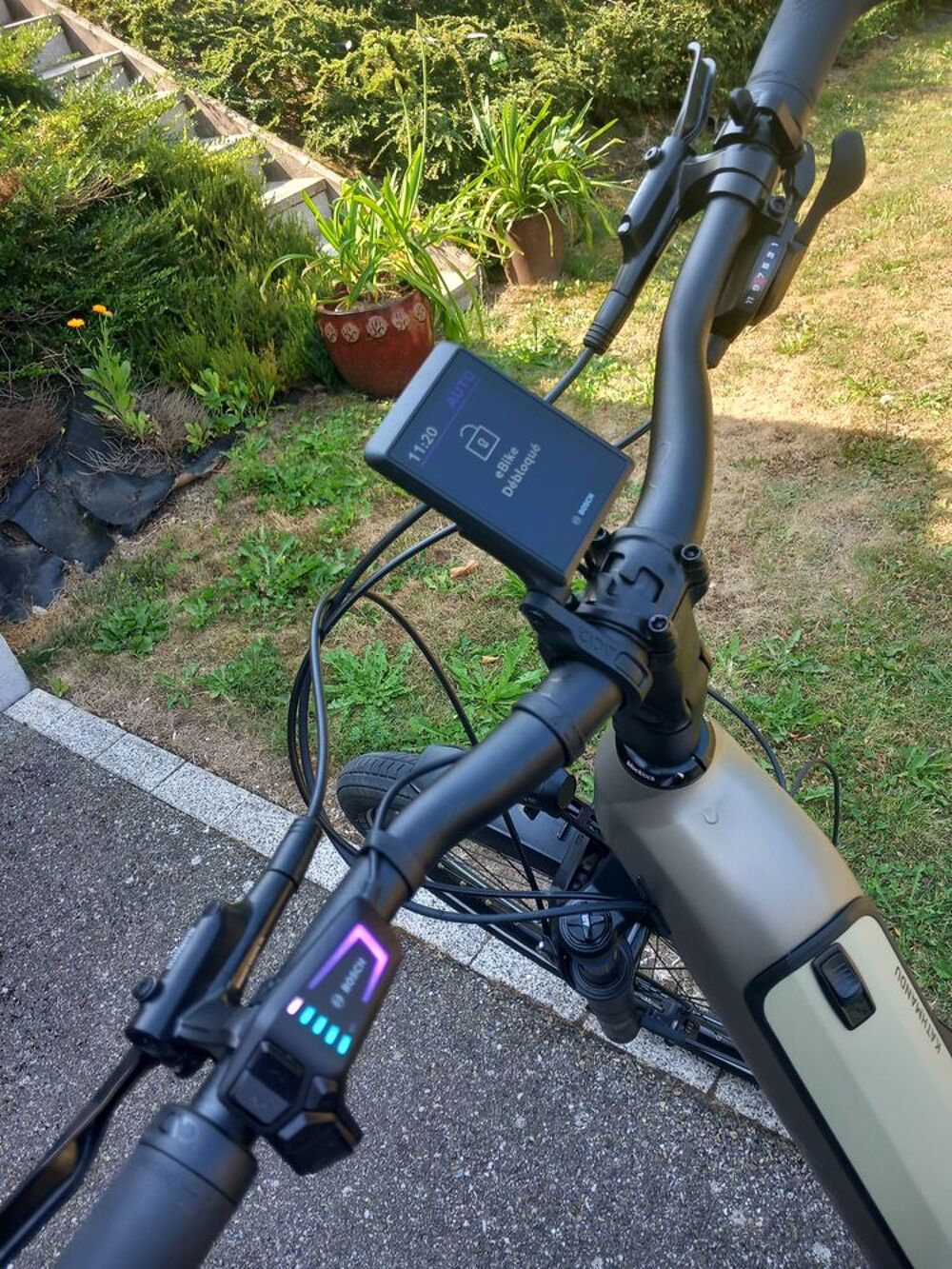 v&eacute;lo &eacute;lectrique CUBE Vélos
