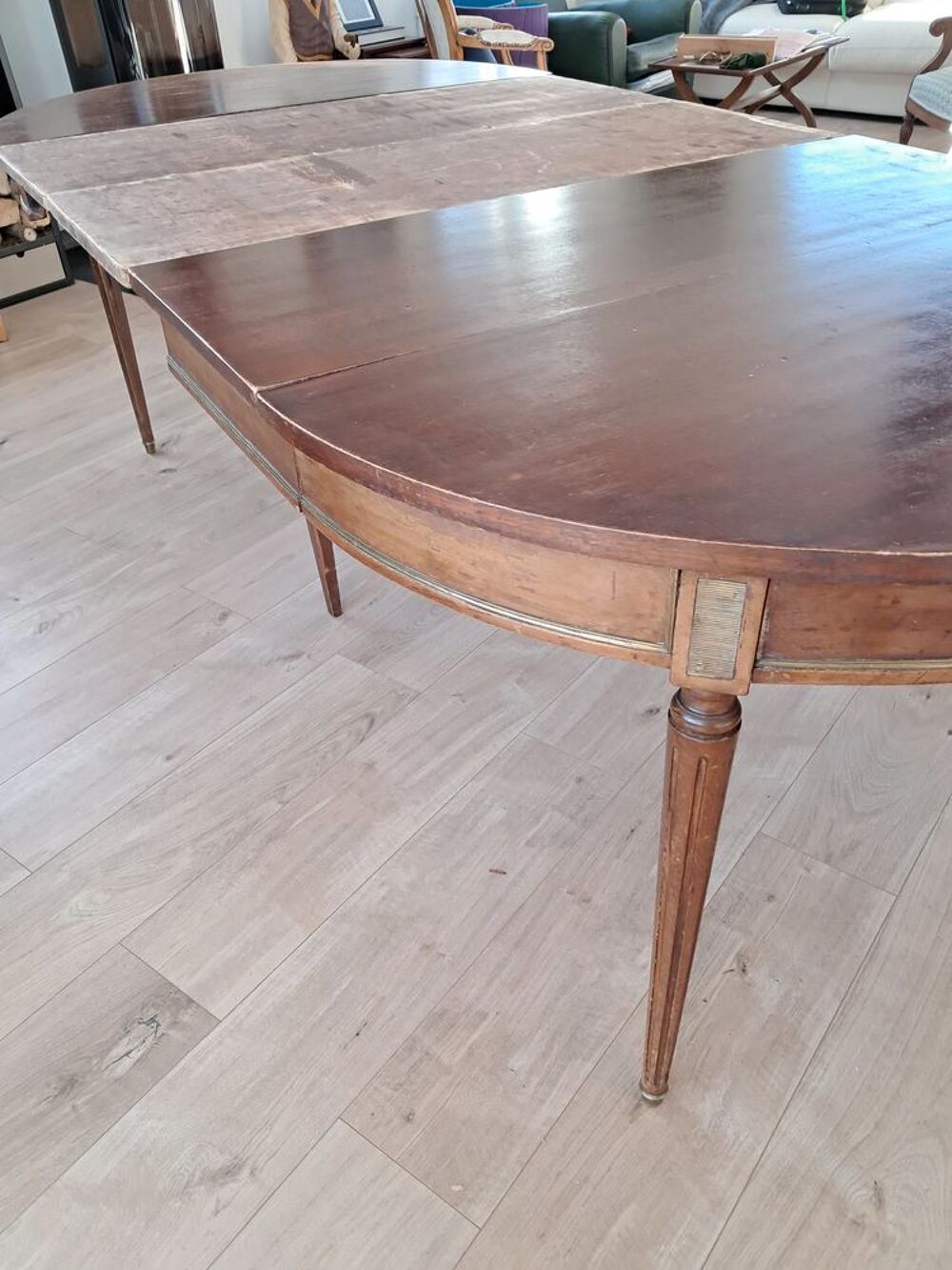 Table style Louis XVI acajou Meubles