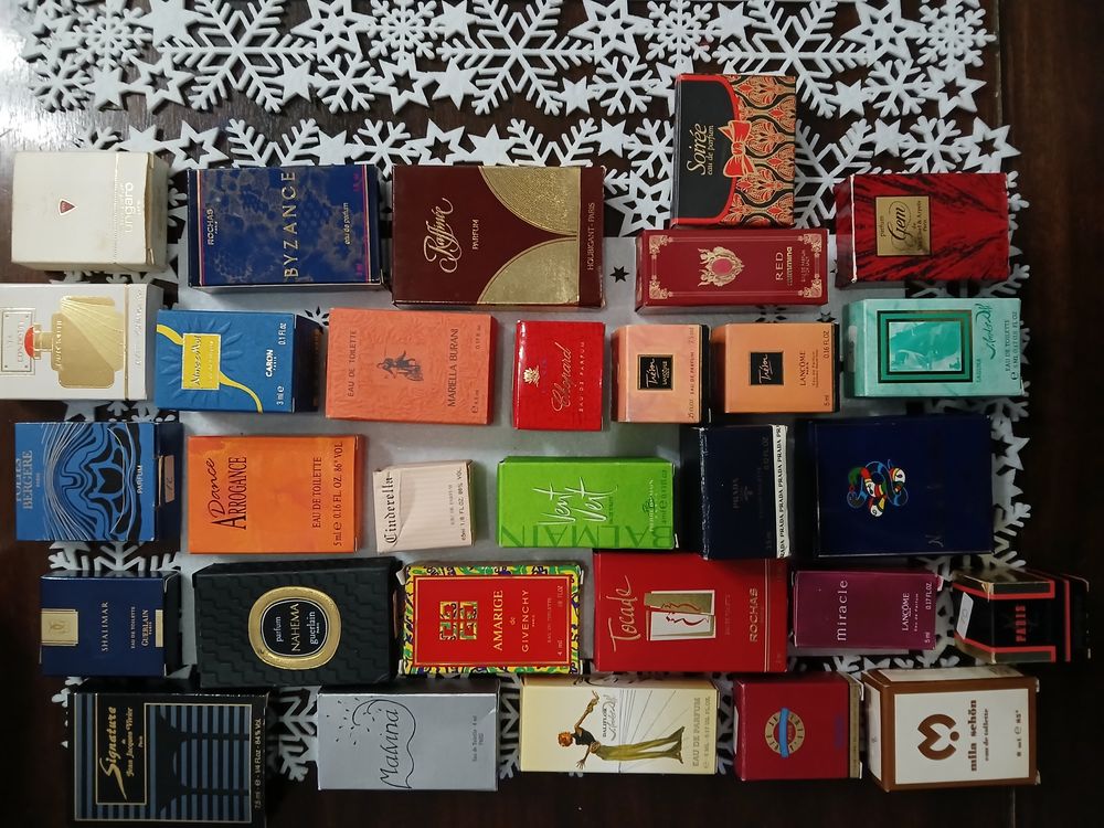 Collection de flacons miniatures 