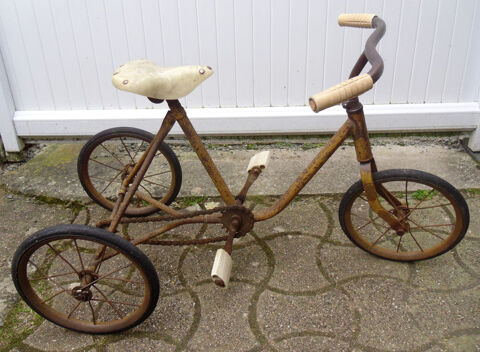 Tricycle enfant vintage 30 Nantes (44)