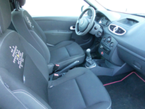 Clio III 1.2 16V 75 eco2 Yahoo 2011 occasion 39500 Abergement-la-Ronce