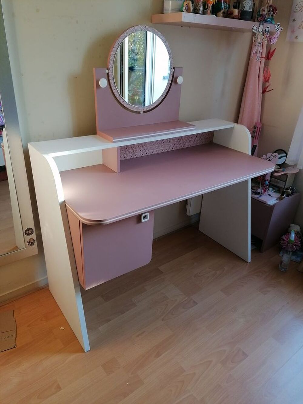 BUREAUX FILLE AVEC MIROIR COMME Neuf Meubles
