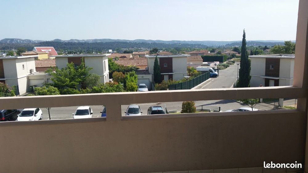 Location Appartement appartement type 3  résidence fermée Vitrolles