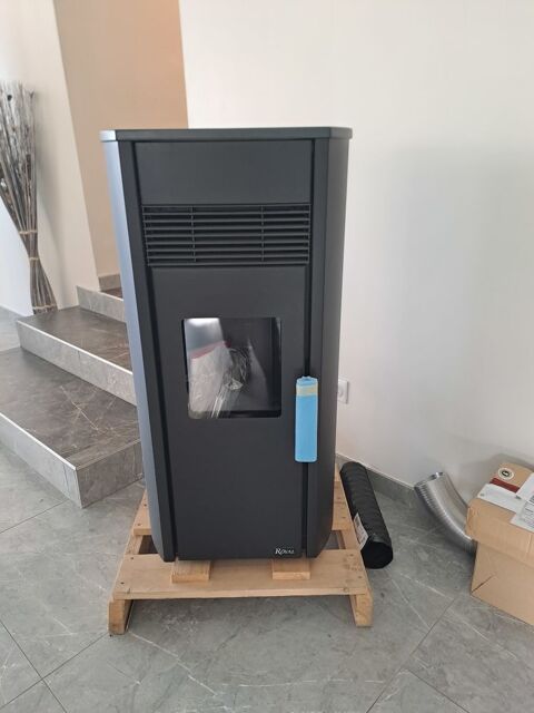 POELE A GRANULES tanche ROYAL by PALAZZETTI 8 kw 1000 Perpignan (66)