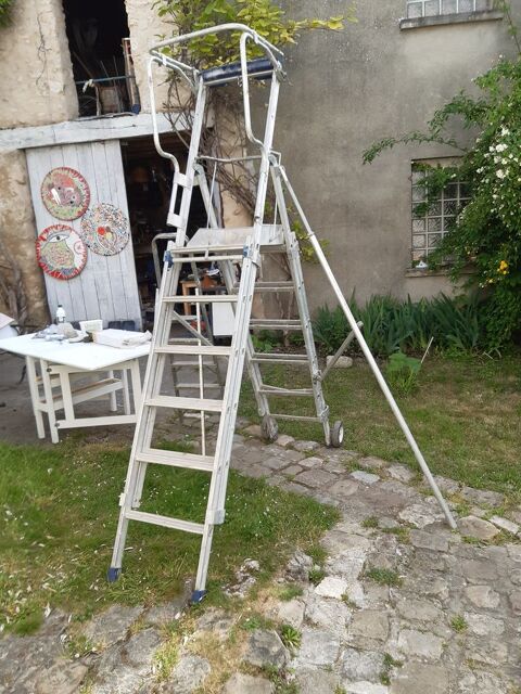 PLATE FORME ESCABEAU GAZELLE 280 95270 Noisy-sur-oise