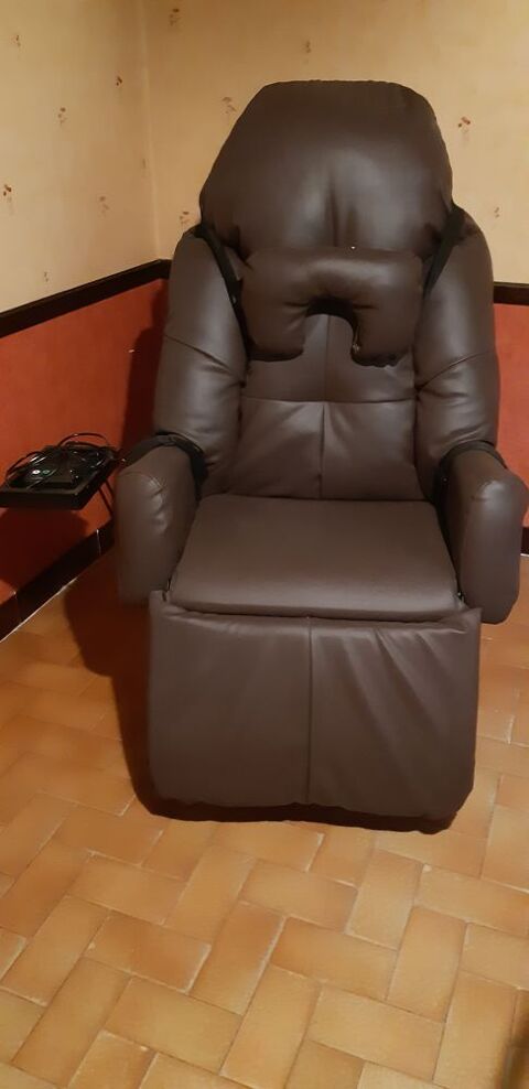 Fauteuil électrique releveur Saint-Bonnet-en-Bresse (71)