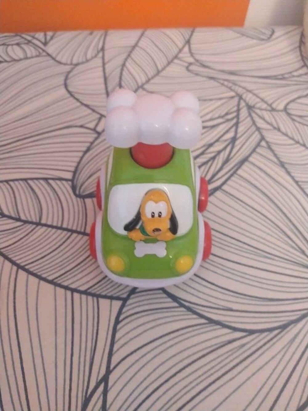 voiture clementoni dingo de Disney Jeux / jouets