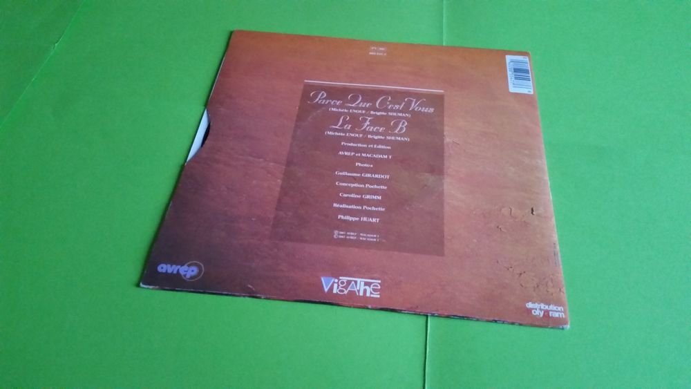 CAROLINE GRIM CD et vinyles