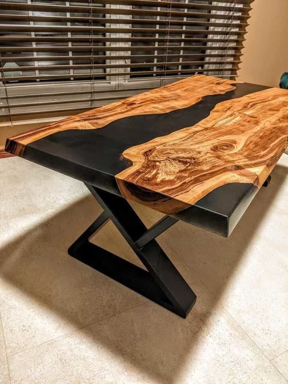 Vente Maison table résine époxy Paris 1