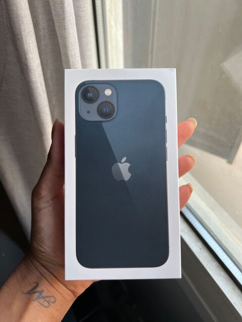 IPHONE 13 128g NOIR 850 Aulnay-sous-Bois (93)