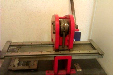 Presse à plaques hydraulique 199 93240 Stains