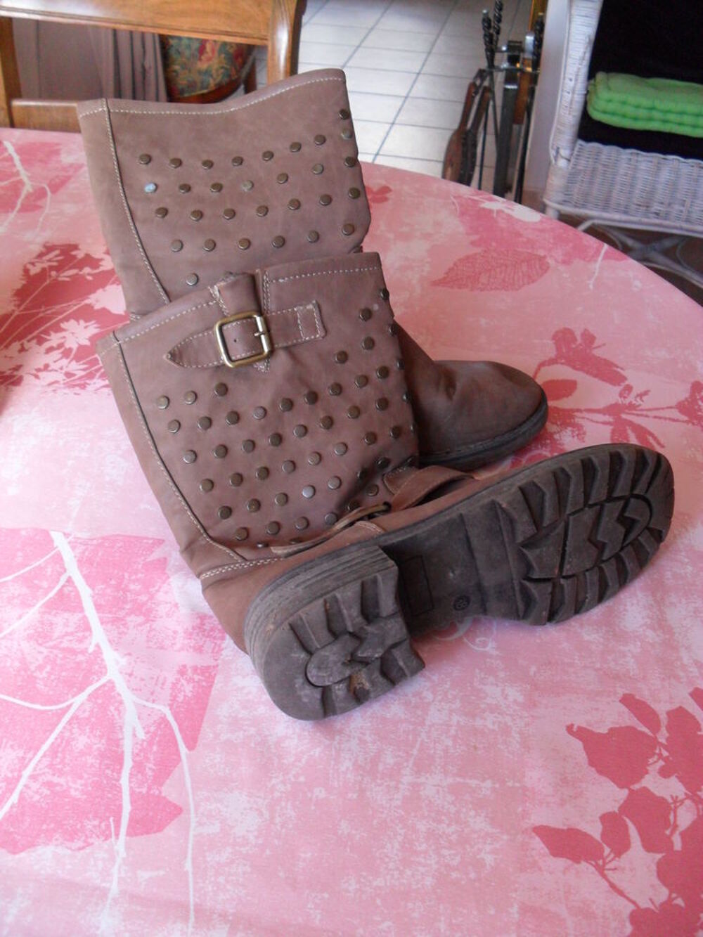 BOOTS FEMME P 38 Chaussures