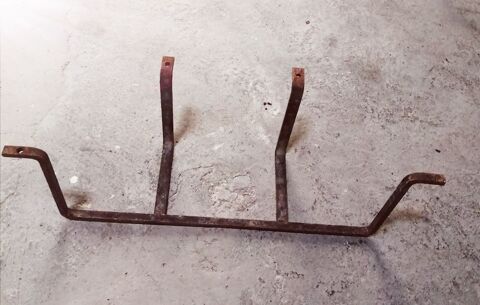 PORTE JARDINI�RE EN FER FORG� 25 Chieulles (57)