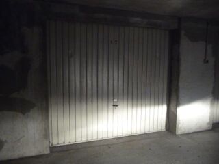  Parking / Garage à louer 13 m²