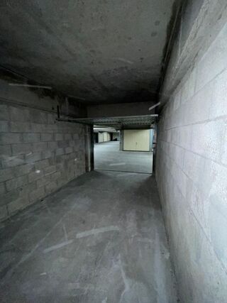  Parking / Garage à vendre 