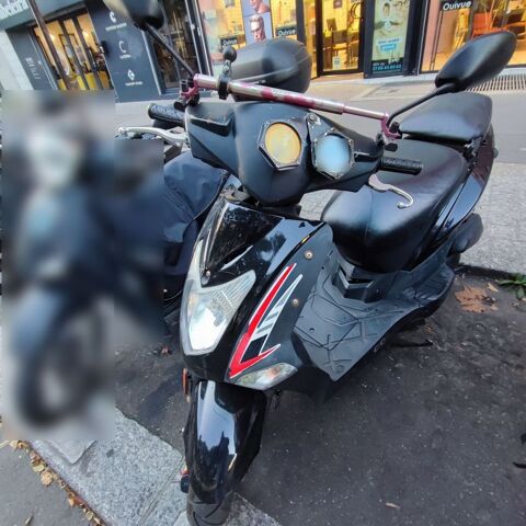 Scooter KYMCO 2017 occasion Paris 75019
