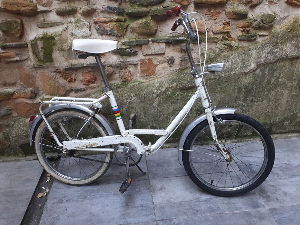 V&eacute;lo de ville mini 20' pr&ecirc;t &agrave; rouler Vélos