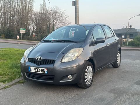 Toyota Yaris 1.4 - 90 D-4D Confort 2010 occasion Cr&eacute;teil 94000