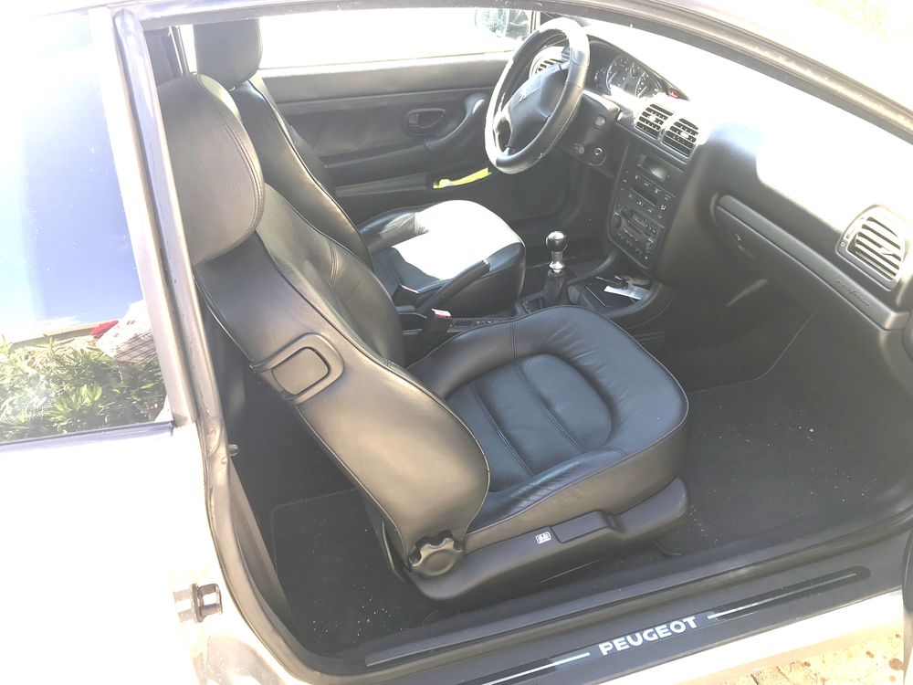 406 Coupe 406 Coup&eacute; 2.0i 2001 occasion 31820 Pibrac