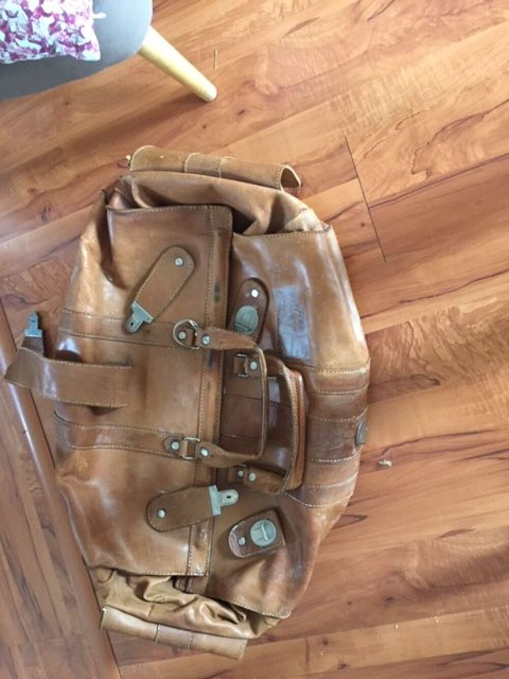 SAC DE VOYAGE VINTAGE TOUT CUIR Maroquinerie