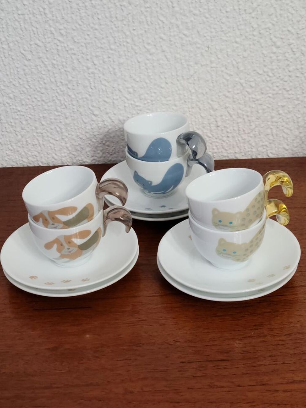 6 tasses &agrave; expresso et soucoupes Cuisine