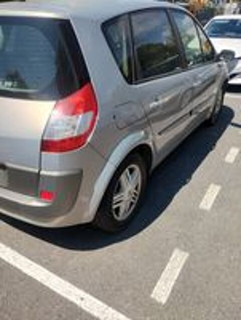 Scénic II Scenic 1.9 dCi 120 Confort Authentique 2005 occasion 83120 Sainte-Maxime