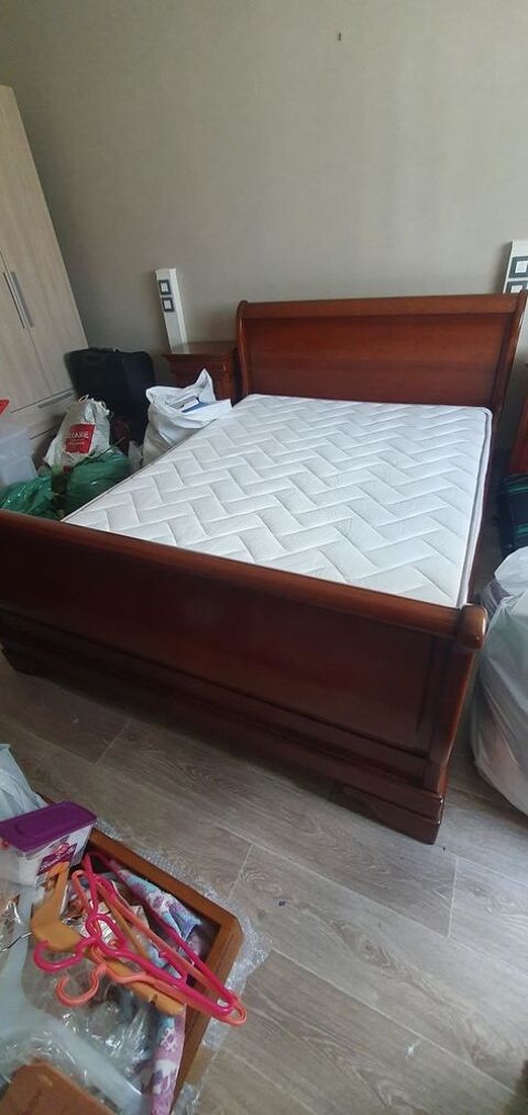 CHAMBRE A COUCHER EN MERISIER 1800 Leers (59)