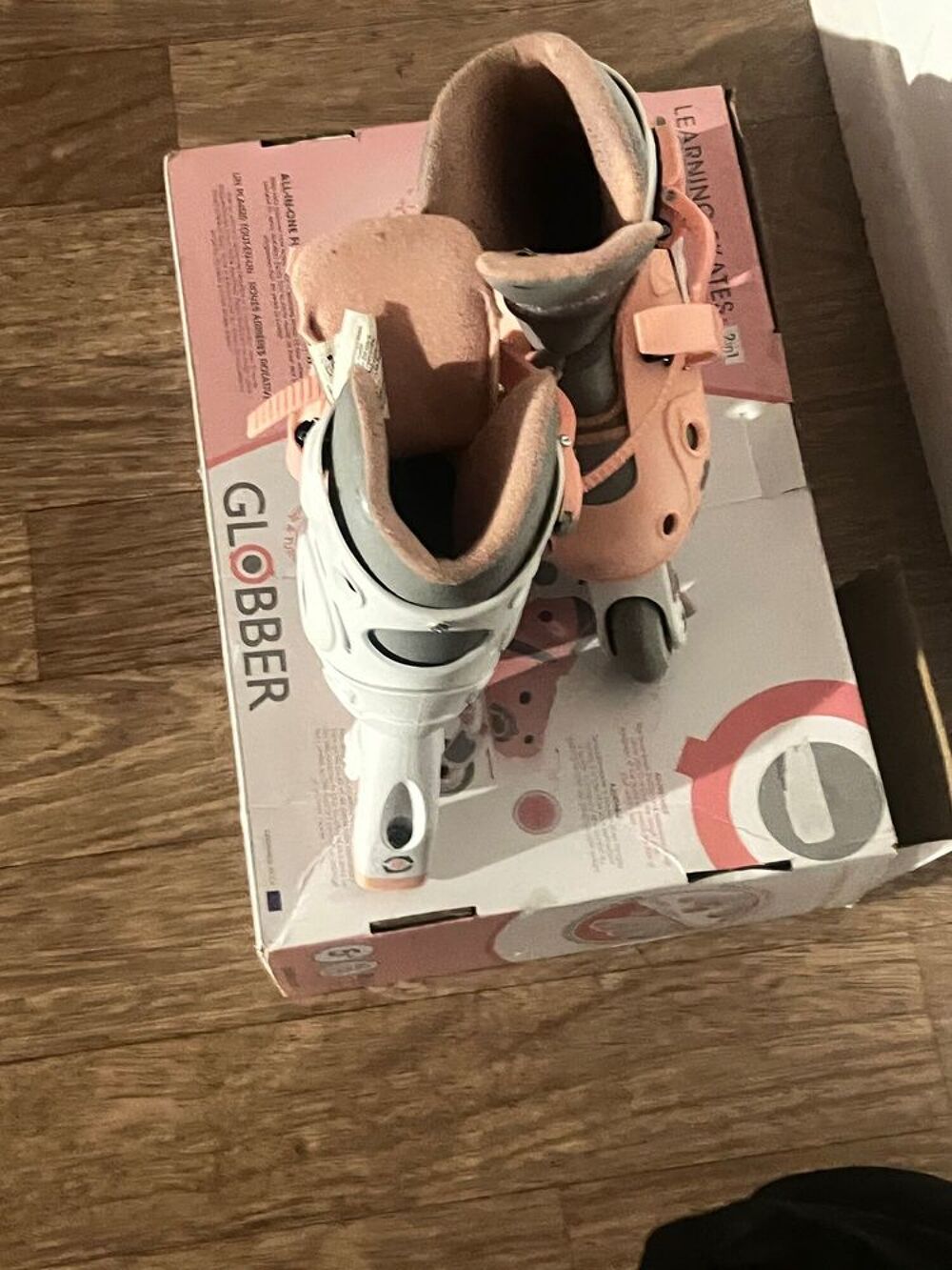 roller &eacute;volutif taille 30-33 avec accessoire Jeux / jouets