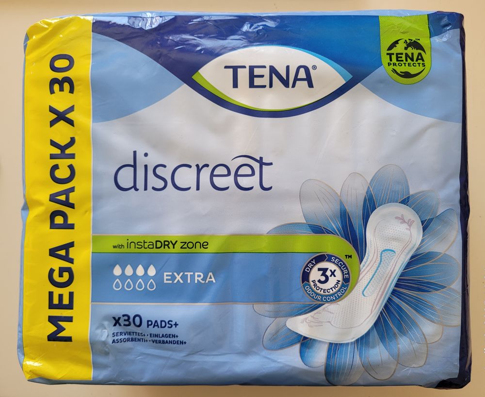 250 serviettes TENA DISCREET "Extra Plus" Pu�riculture