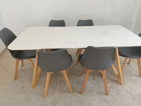 Table salle à manger et chaises 400 Didenheim (68)
