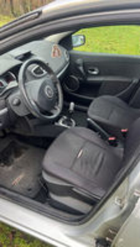 Clio III Clio 1.5Dci 86Cv 2008 occasion 33240 Saint-Laurent-d'Arce