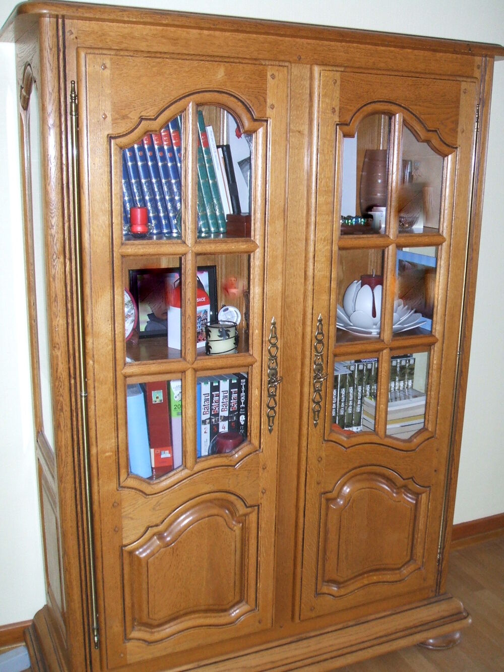  argentier / biblioth&egrave;que proven&ccedil;al style Louis XIV Meubles